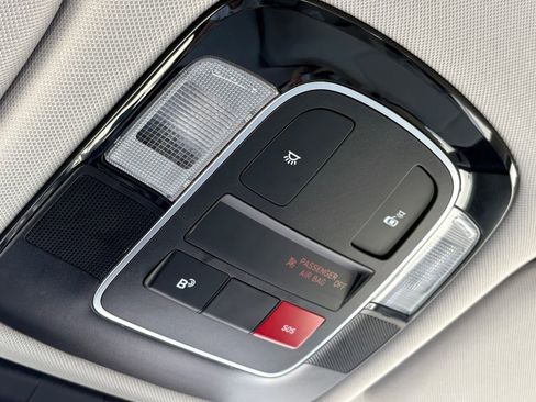 Used 2025 Hyundai Sonata SEL FWD image 28