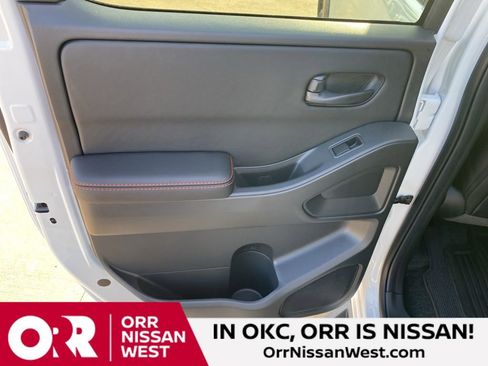 New 2026 Nissan Frontier PRO-4X w/ Pro Premium Package AWD/4WD image 15