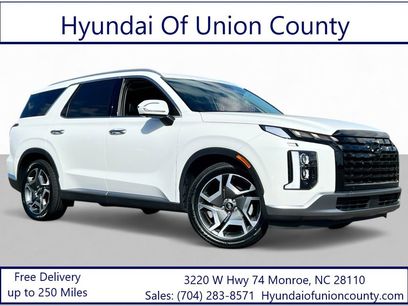 Used 2023 Hyundai Palisade Limited w/ Cargo Package