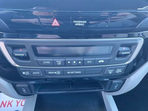Used 2018 Honda Ridgeline RTL-E image 17