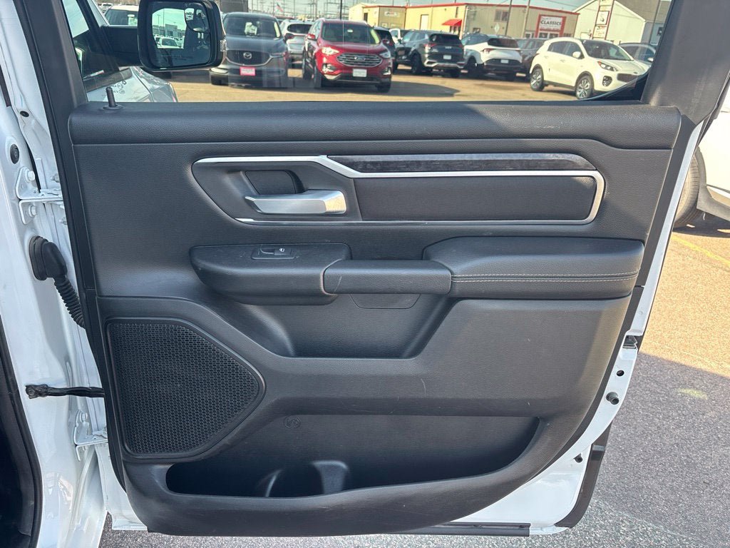 Used 2024 RAM 1500 Big Horn AWD/4WD image 36