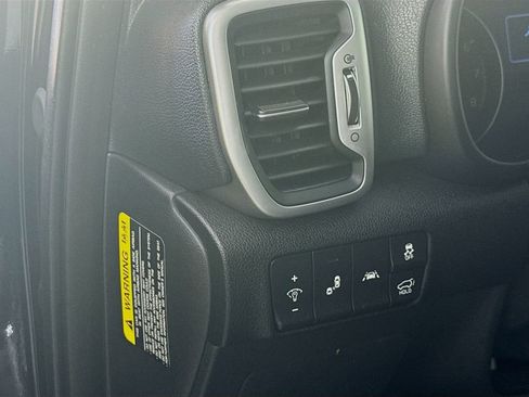 Used 2017 Kia Sportage EX w/ EX Technology Package image 10