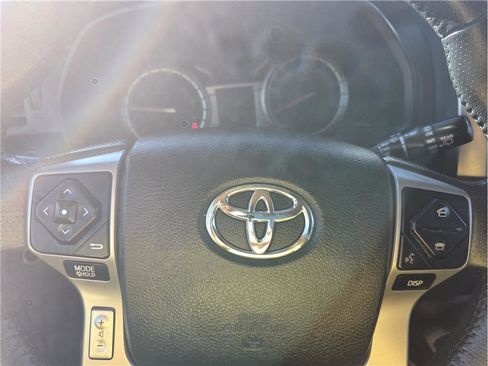 Used 2017 Toyota 4Runner SR5 image 17