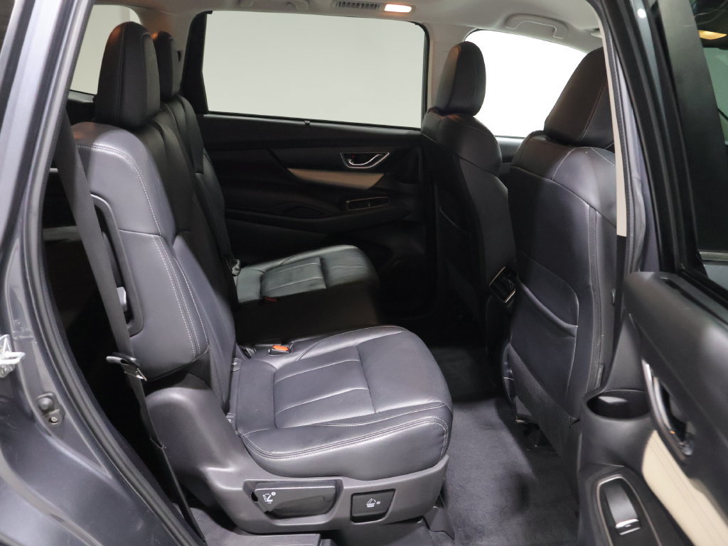 Used 2022 Subaru Ascent Limited AWD/4WD image 19