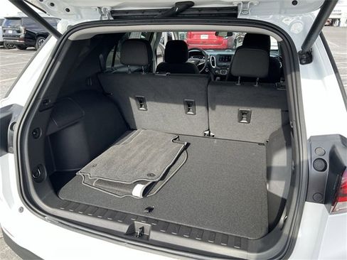 Certified 2024 Chevrolet Equinox LT image 18