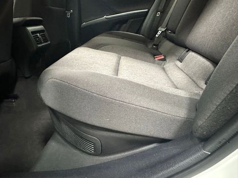 Used 2025 Toyota Camry LE image 44