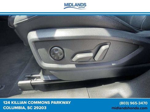 Used 2025 Audi Q5 2.0T Premium AWD/4WD image 16
