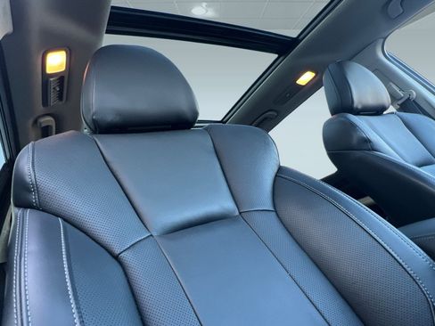 Used 2019 Subaru Ascent Limited image 32