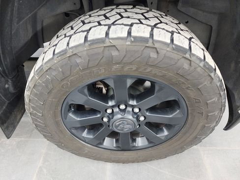 Used 2020 RAM 2500 Big Horn w/ Night Edition image 3