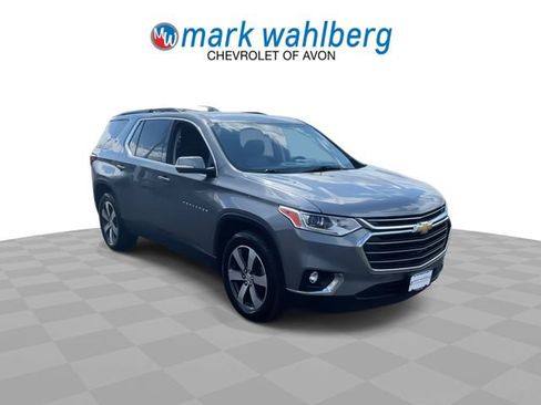 Certified 2019 Chevrolet Traverse LT w/ LT Premium Package AWD/4WD image 2
