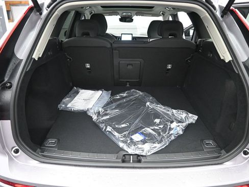 New 2026 Volvo XC60 B5 Core w/ Climate Package AWD/4WD image 30