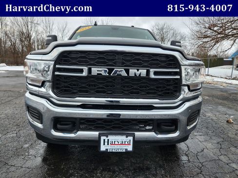 Used 2024 RAM 3500 Tradesman w/ Chrome Appearance Group image 37
