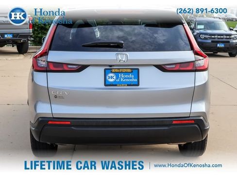 Used 2024 Honda CR-V EX image 4