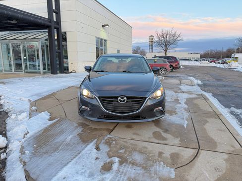 Used 2015 MAZDA MAZDA3 i Sport image 2