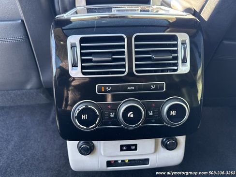 Used 2015 Land Rover Range Rover Long Wheelbase Supercharged image 18