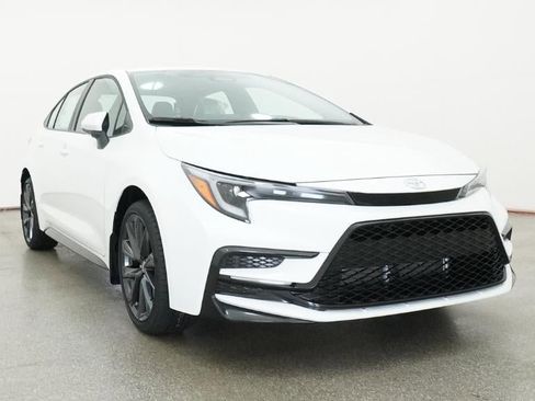 New 2026 Toyota Corolla SE FWD image 30