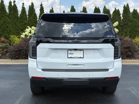 Used 2026 Chevrolet Tahoe LT w/ Comfort Package RWD image 7