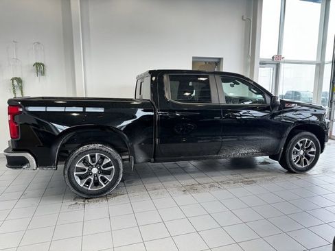 Used 2021 Chevrolet Silverado 1500 LT w/ All Star Edition Plus image 35