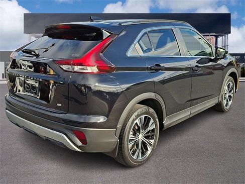 Used 2022 Mitsubishi Eclipse Cross image 6