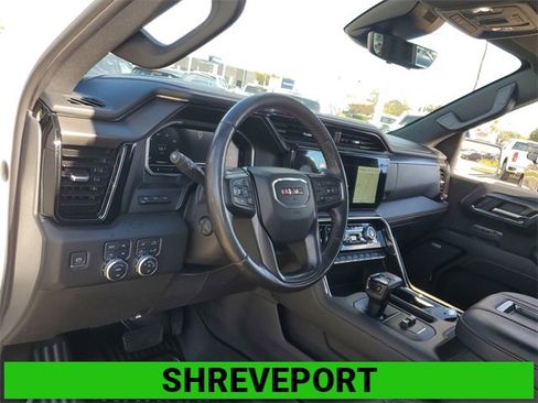 Used 2022 GMC Sierra 1500 AT4 w/ Technology Package image 10
