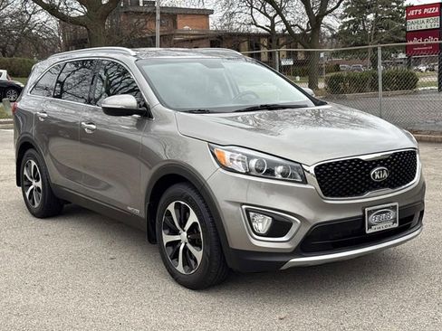 Used 2016 Kia Sorento EX AWD/4WD image 3