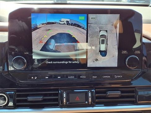 Used 2024 Nissan Pathfinder Platinum w/ Cargo Package image 4