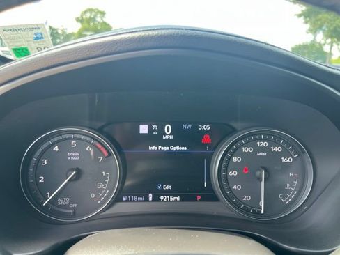 Used 2023 Cadillac XT4 Premium Luxury w/ Technology Package FWD image 21