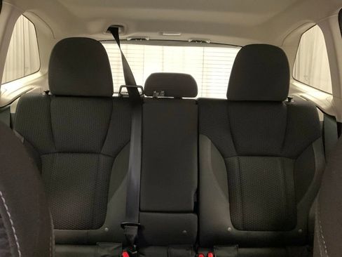Used 2023 Subaru Forester Premium image 31