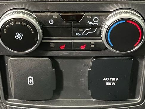 Used 2023 Ford Explorer Limited w/ Equipment Group 301A AWD/4WD image 46
