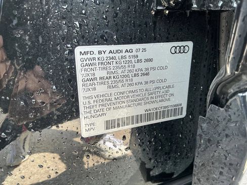 Used 2025 Audi Q3 2.0T Premium w/ Convenience Package AWD/4WD image 15