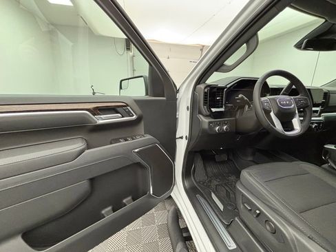 New 2026 GMC Sierra 1500 Elevation w/ Elevation Select Package image 14