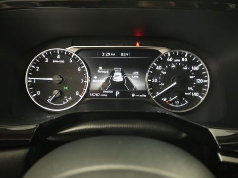 Used 2024 Nissan Pathfinder SV image 17