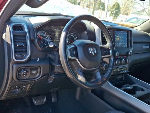 Used 2019 RAM 1500 Big Horn image 25