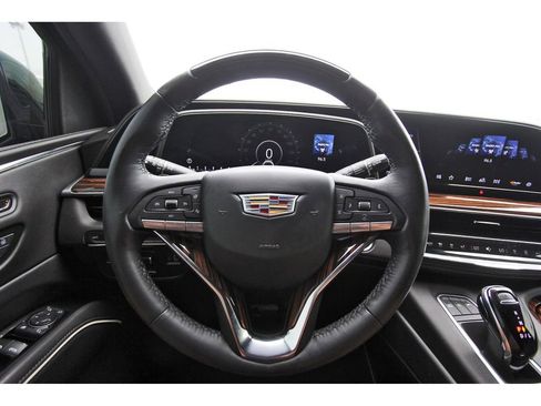 Certified 2024 Cadillac Escalade ESV Premium Luxury w/ Performance Package image 15