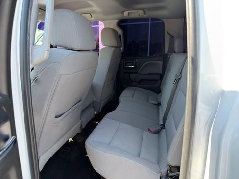 Used 2018 Chevrolet Silverado 1500 Custom w/ Custom Value Package AWD/4WD image 12