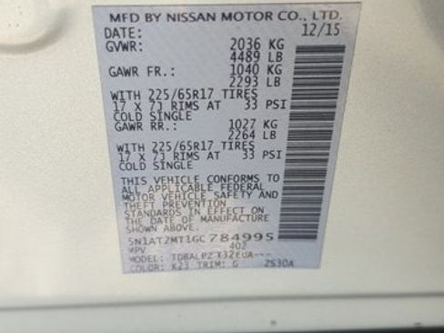 Used 2016 Nissan Rogue S FWD image 29