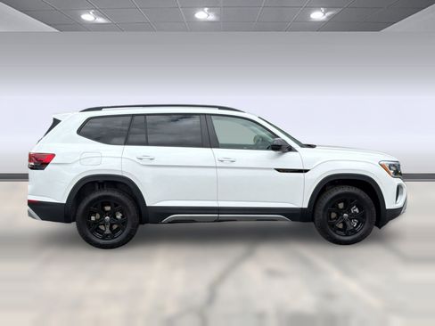 New 2026 Volkswagen Atlas Peak Edition AWD/4WD image 7