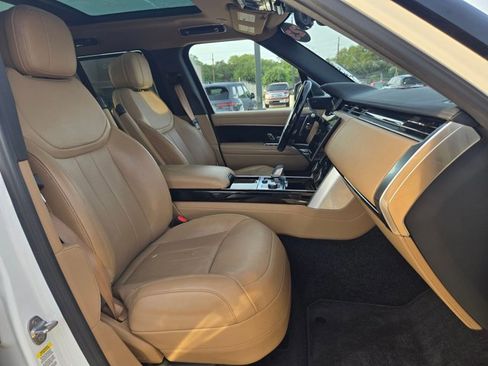 Certified 2023 Land Rover Range Rover SE image 21