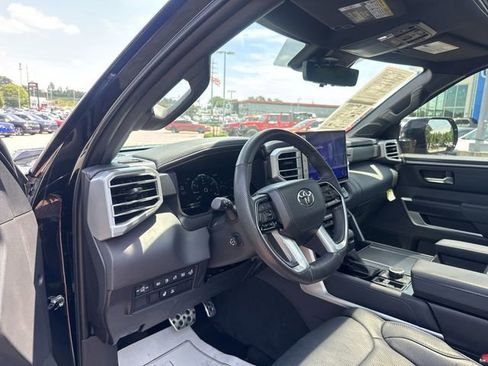 Used 2024 Toyota Tundra Platinum w/ TRD Off-Road Package AWD/4WD image 14