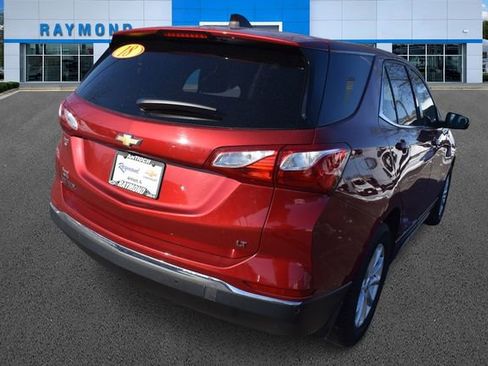 Certified 2018 Chevrolet Equinox LT image 3