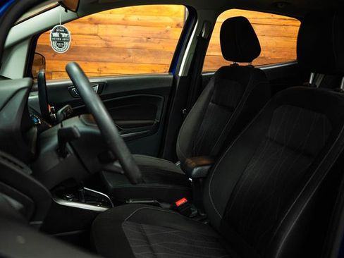 Used 2021 Ford EcoSport SE FWD image 9