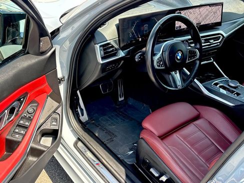 Used 2023 BMW M340i xDrive image 11