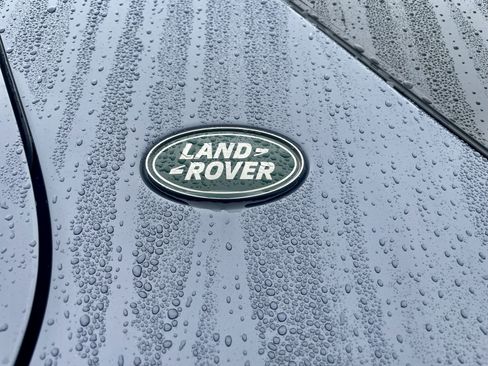 Certified 2025 Land Rover Discovery Sport Dynamic SE AWD/4WD image 38