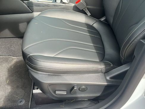 New 2025 Ford Escape Plug-in Hybrid w/ PHEV Premium Package image 12