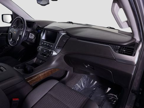 Used 2019 Chevrolet Tahoe LS image 28