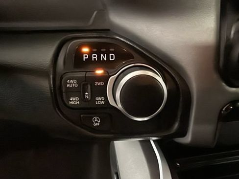 Used 2022 RAM 1500 Big Horn AWD/4WD image 22