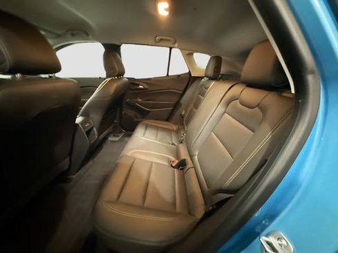 Used 2025 Chevrolet Trax ACTIV w/ Driver Confidence Package image 24