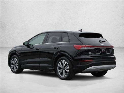 Used 2023 Audi Q4 e-tron Premium Plus w/ Premium Plus RWD image 9