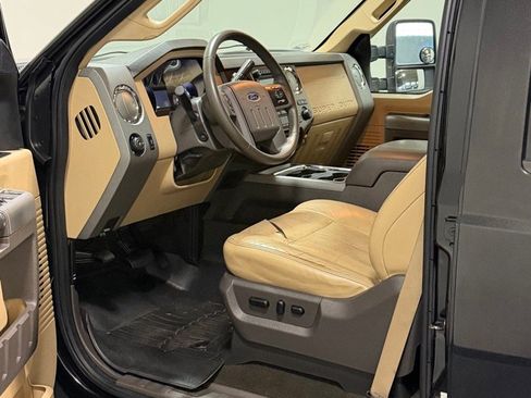 Used 2011 Ford F350 Lariat w/ Snow Plow Prep Pkg image 8
