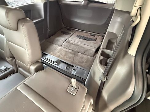 Used 2014 Honda Odyssey EX-L image 17